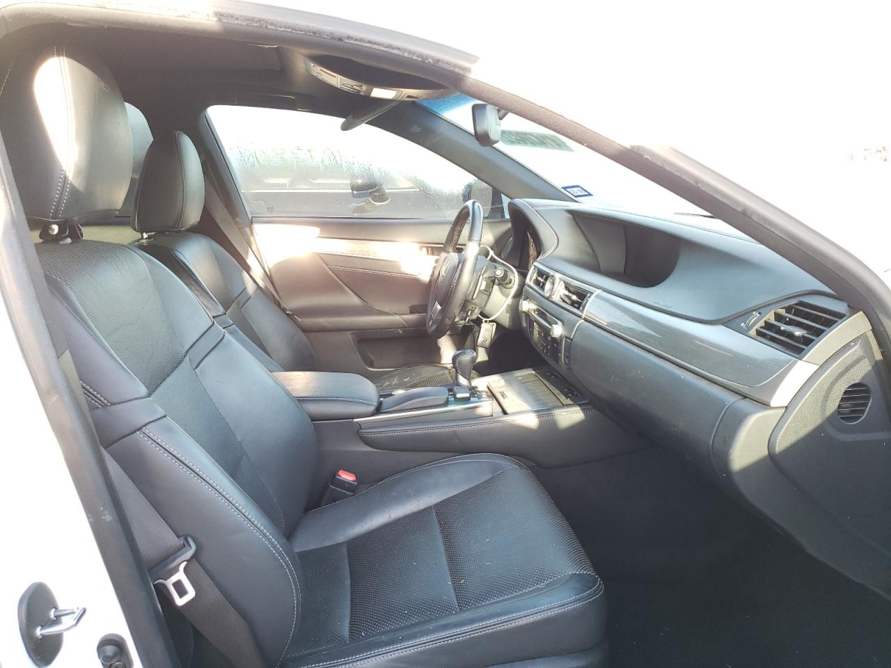 Photo 5 from auction – 2015 LEXUS GS 350 with VIN JTHBE1BL9FA008462