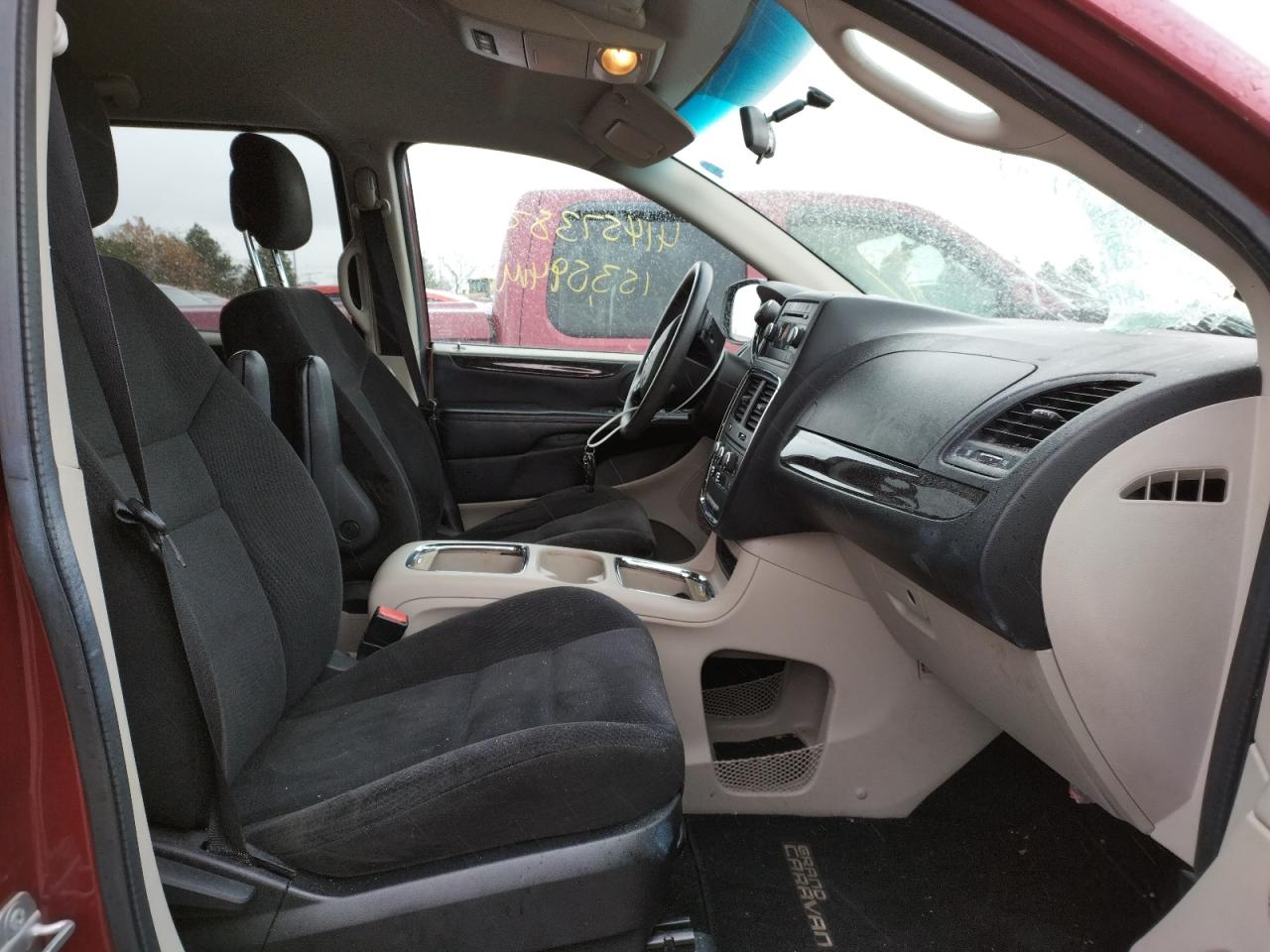 Photo 5 from auction – 2015 DODGE GRAND CARA with VIN 2C4RDGCG5FR536227