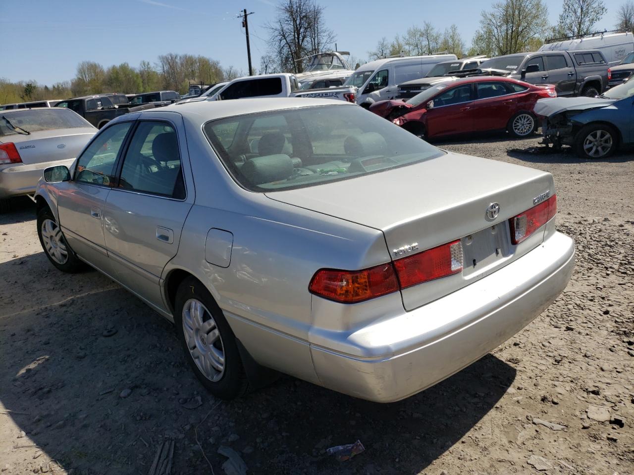 Photo 3 from auction – 2000 TOYOTA CAMRY CE with VIN JT2BG22K4Y0455551