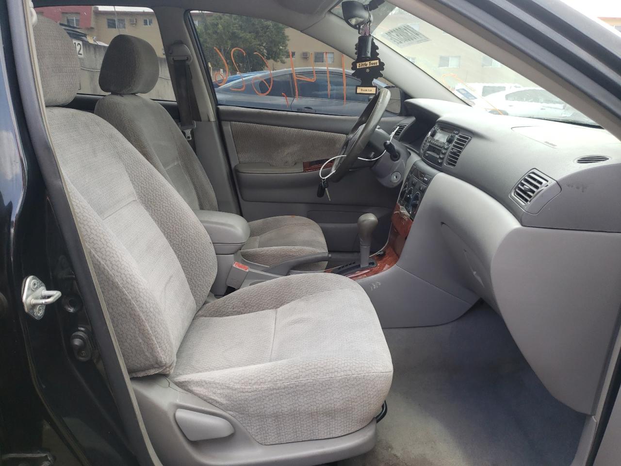 Photo 5 from auction – 2003 TOYOTA COROLLA with VIN 1NXBR32E93Z130957