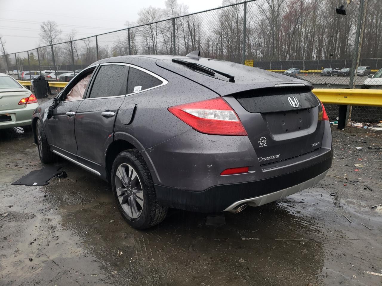 Photo 3 from auction – 2015 HONDA CROSSTOUR with VIN 5J6TF2H53FL002673
