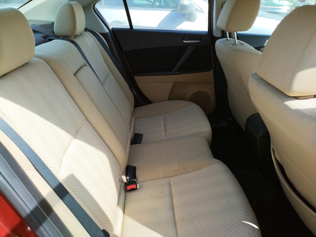 Photo 6 from auction – 2010 MAZDA 3 I with VIN JM1BL1SF2A1209520