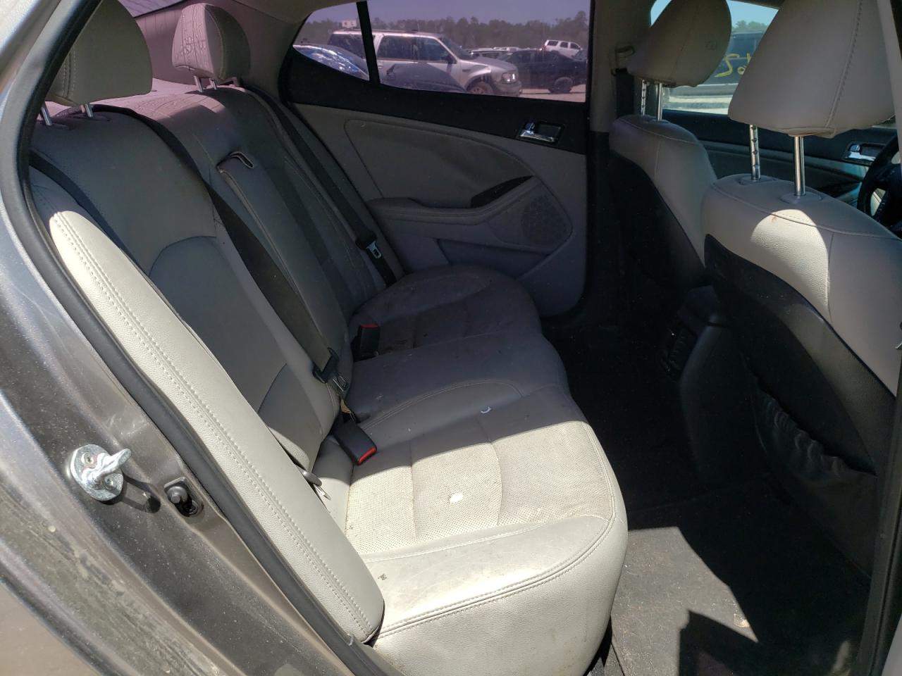 Photo 6 from auction – 2013 KIA OPTIMA EX with VIN 5XXGN4A75DG120643