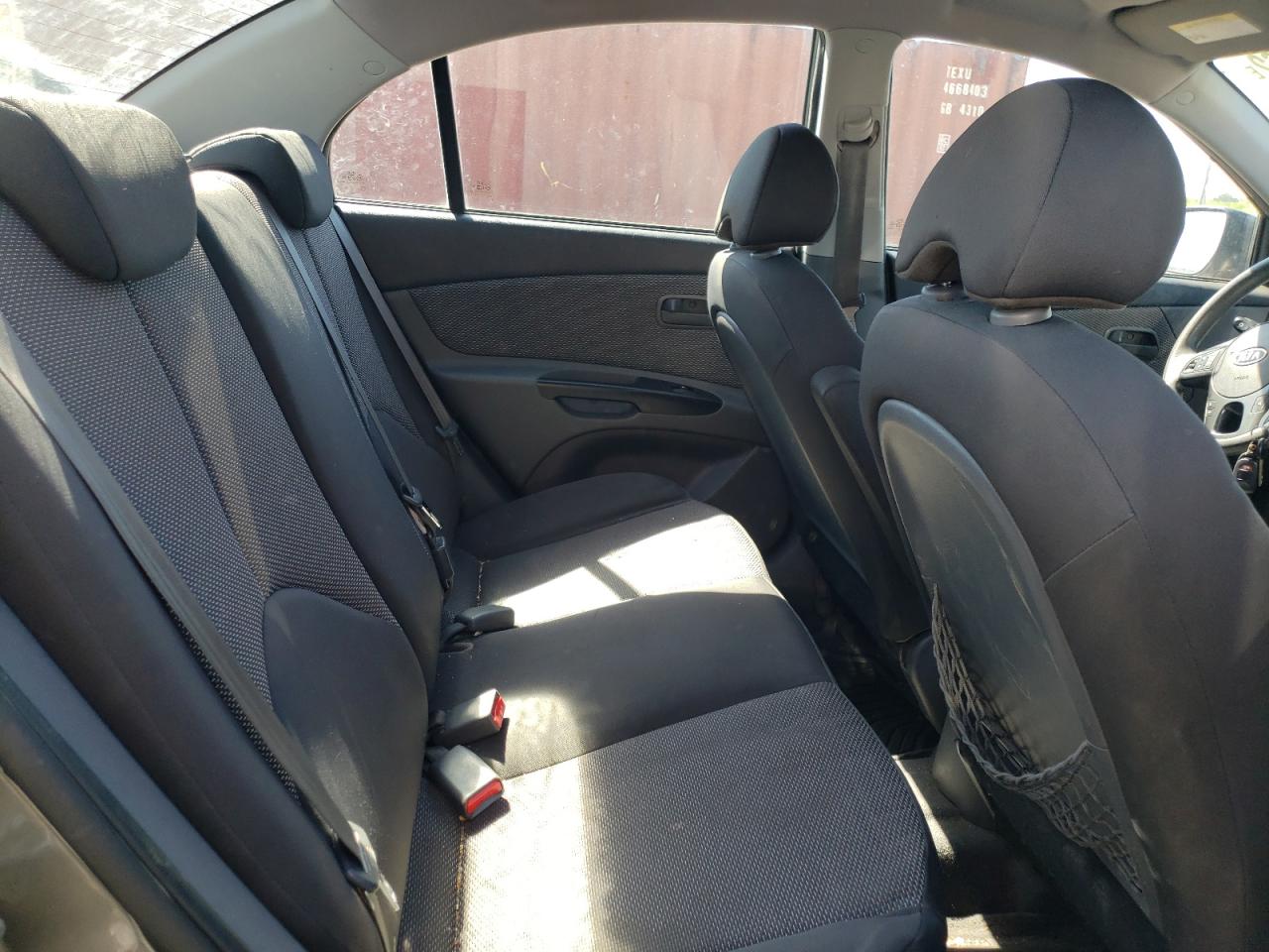Photo 6 from auction – 2011 KIA RIO BASE with VIN KNADH4A39B6869459