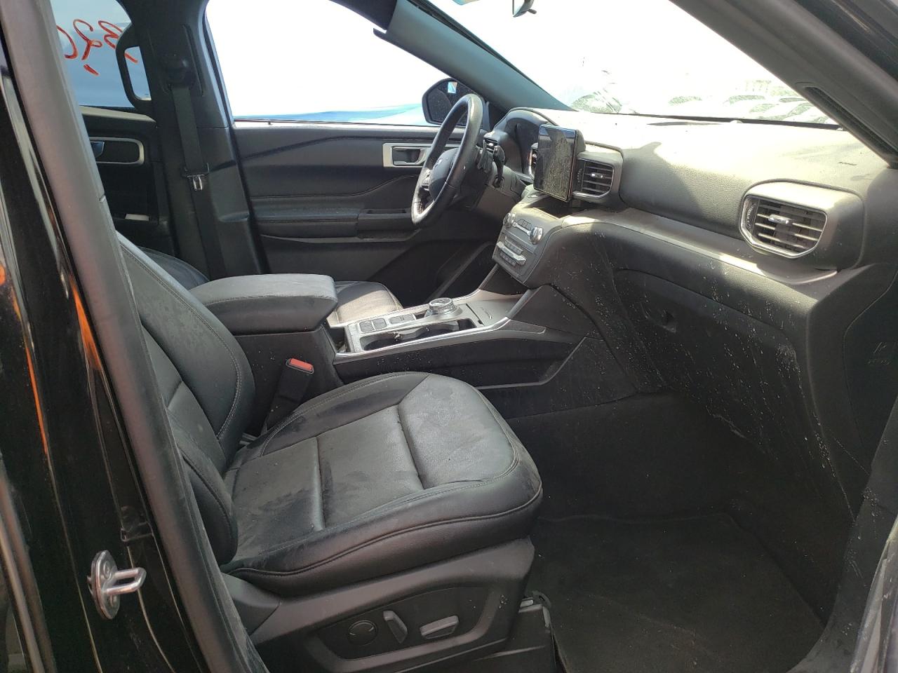 Photo 5 from auction – 2020 FORD EXPLORER X with VIN 1FMSK7DHXLGB26496
