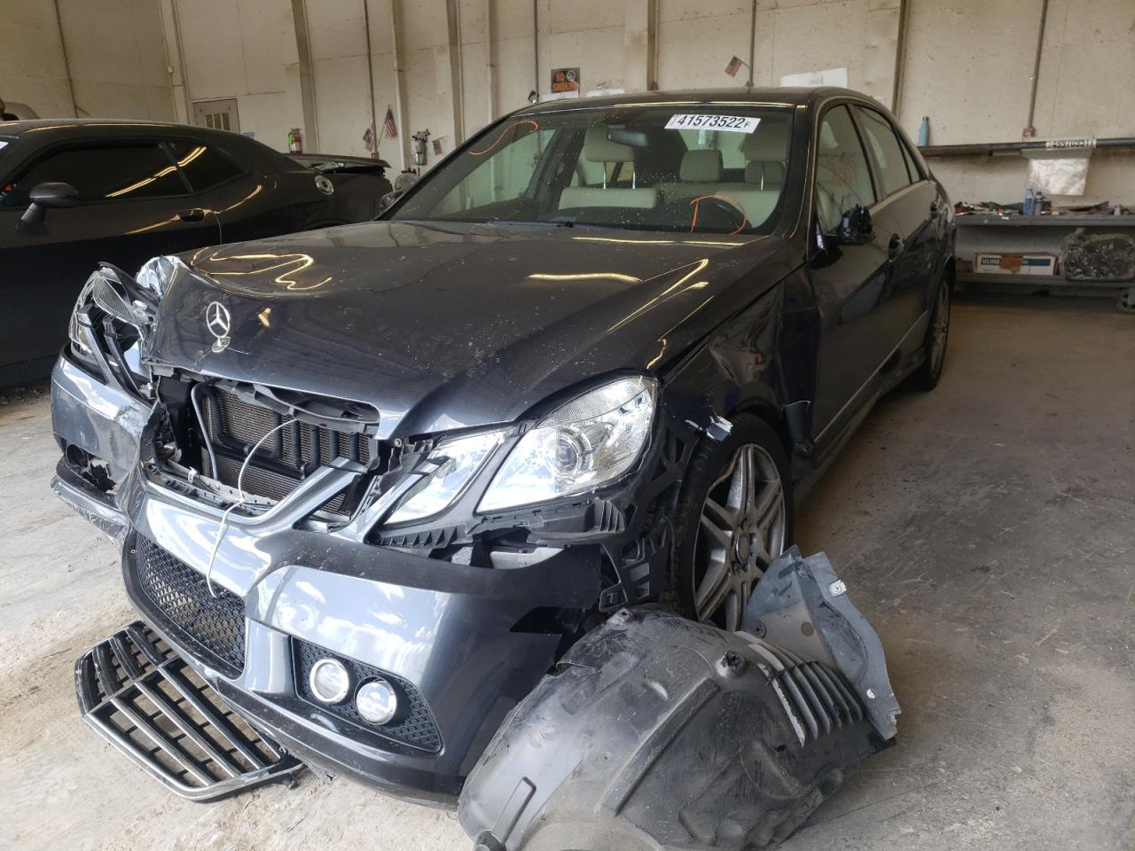 Photo 2 from auction – 2010 MERCEDES-BENZ E 350 with VIN WDDHF5GB5AA170572