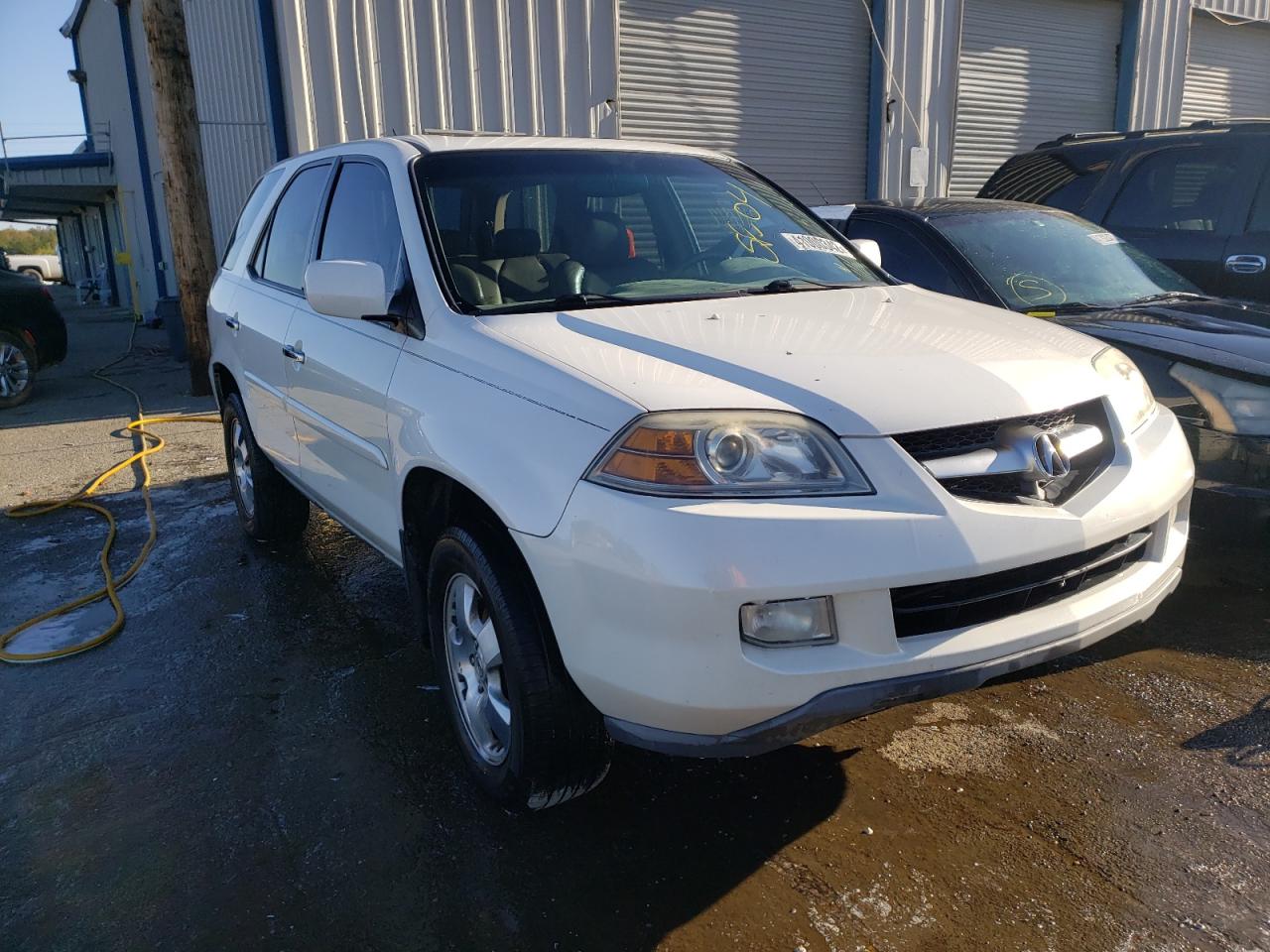 ACURA MDX 2004 with VIN 2HNYD18274H559821 - Photo from auction