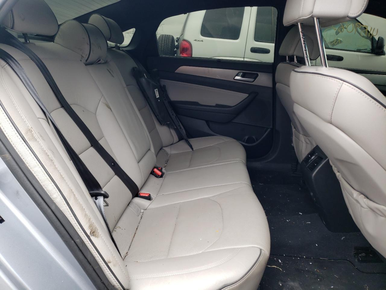 Photo 6 from auction – 2015 HYUNDAI SONATA SPO with VIN 5NPE34AB4FH165047