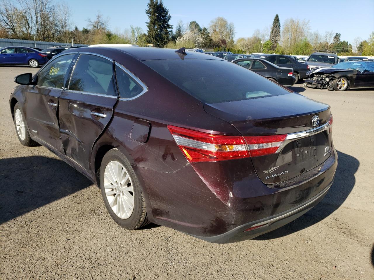 Photo 3 from auction – 2014 TOYOTA AVALON HYB with VIN 4T1BD1EB5EU027557