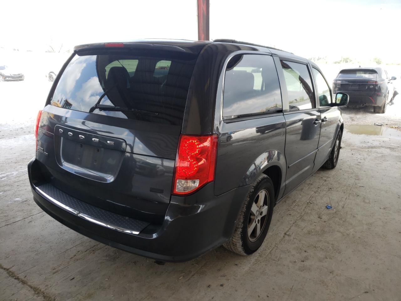Photo 4 from auction – 2012 DODGE GRAND CARA with VIN 2C4RDGCG7CR146693