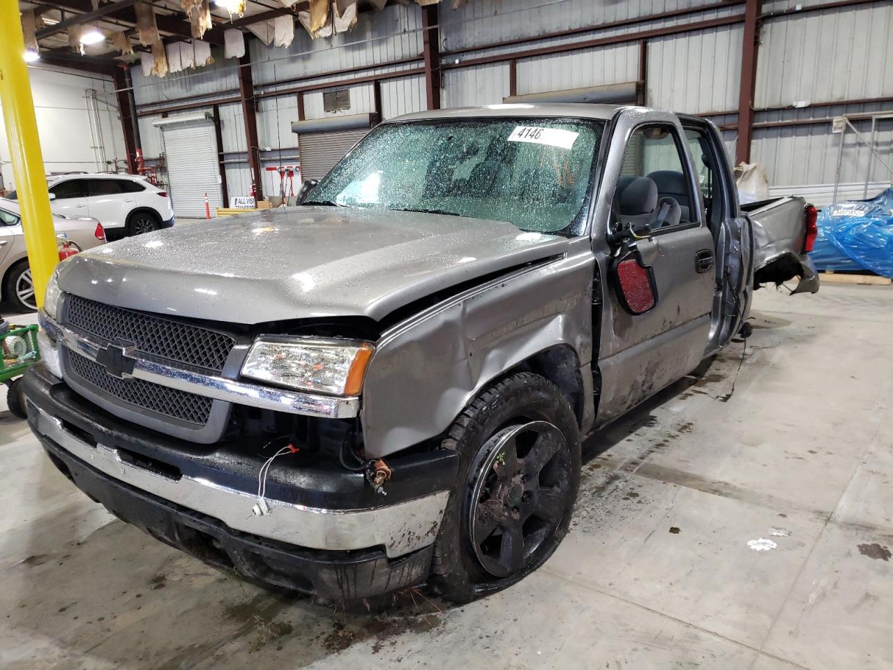 Photo 2 from auction – 2006 CHEVROLET SILVERADO with VIN 1GCEC19V46Z201549