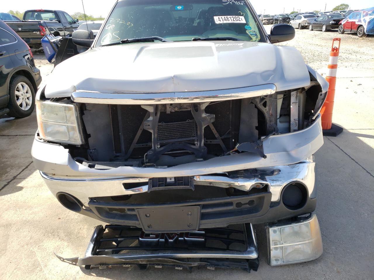 Photo 9 from auction – 2009 GMC SIERRA C15 with VIN 2GTEC19C191123419