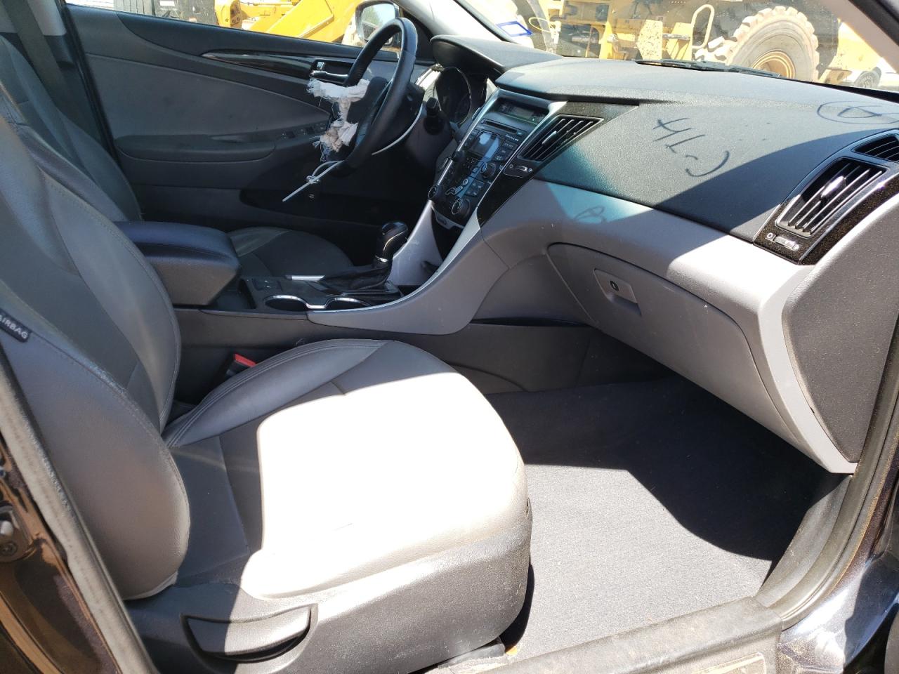 Photo 5 from auction – 2013 HYUNDAI SONATA SE with VIN 5NPEC4AC8DH583746