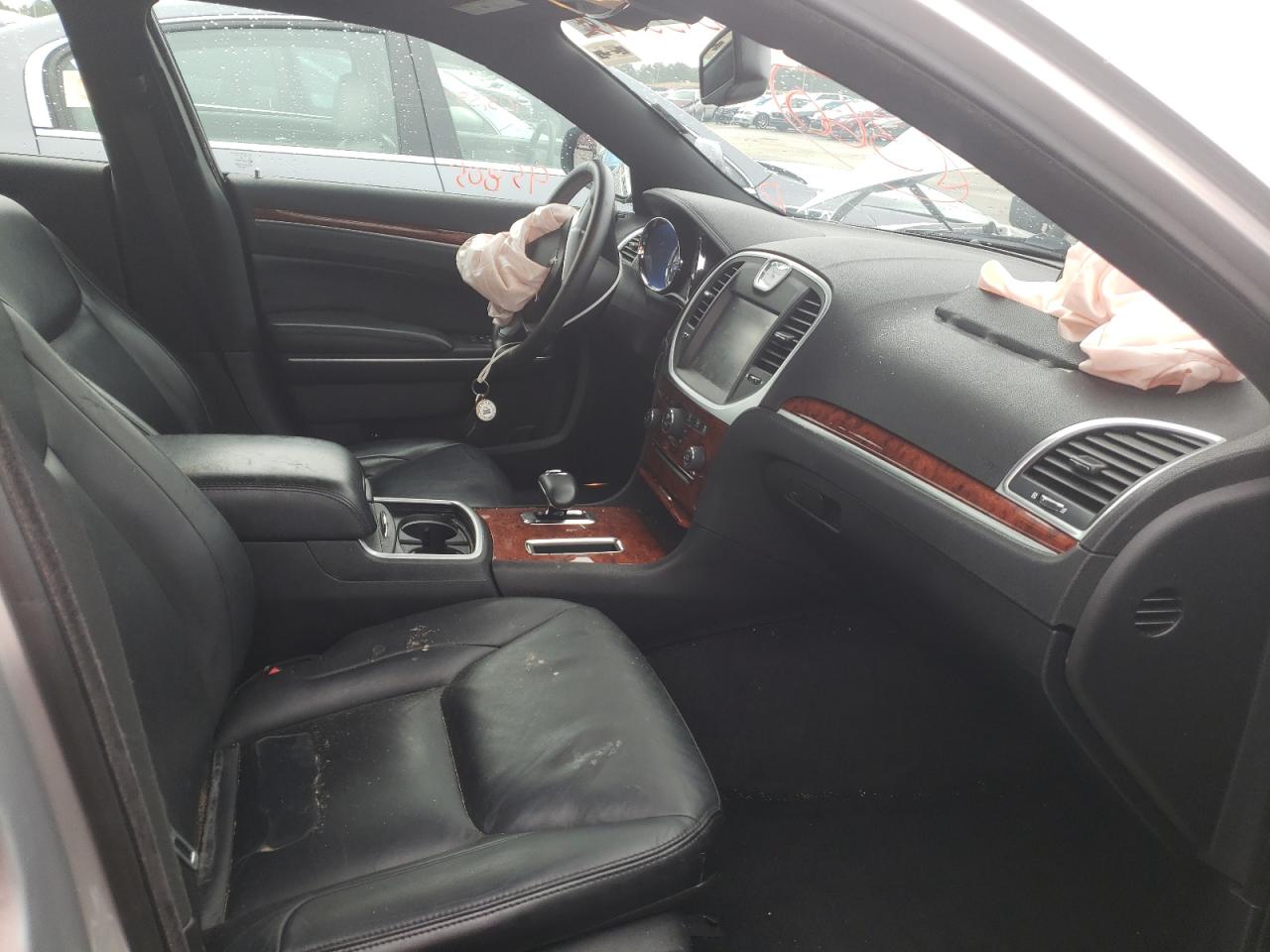 Photo 5 from auction – 2012 CHRYSLER 300 LIMITE with VIN 2C3CCACG5CH310720