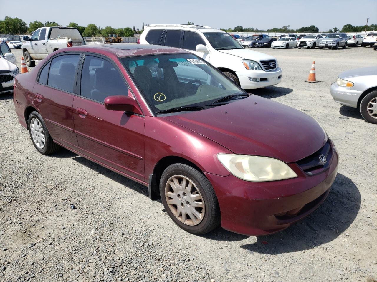 HONDA CIVIC EX 2004 with VIN 2HGES26754H553360 - Photo from auction