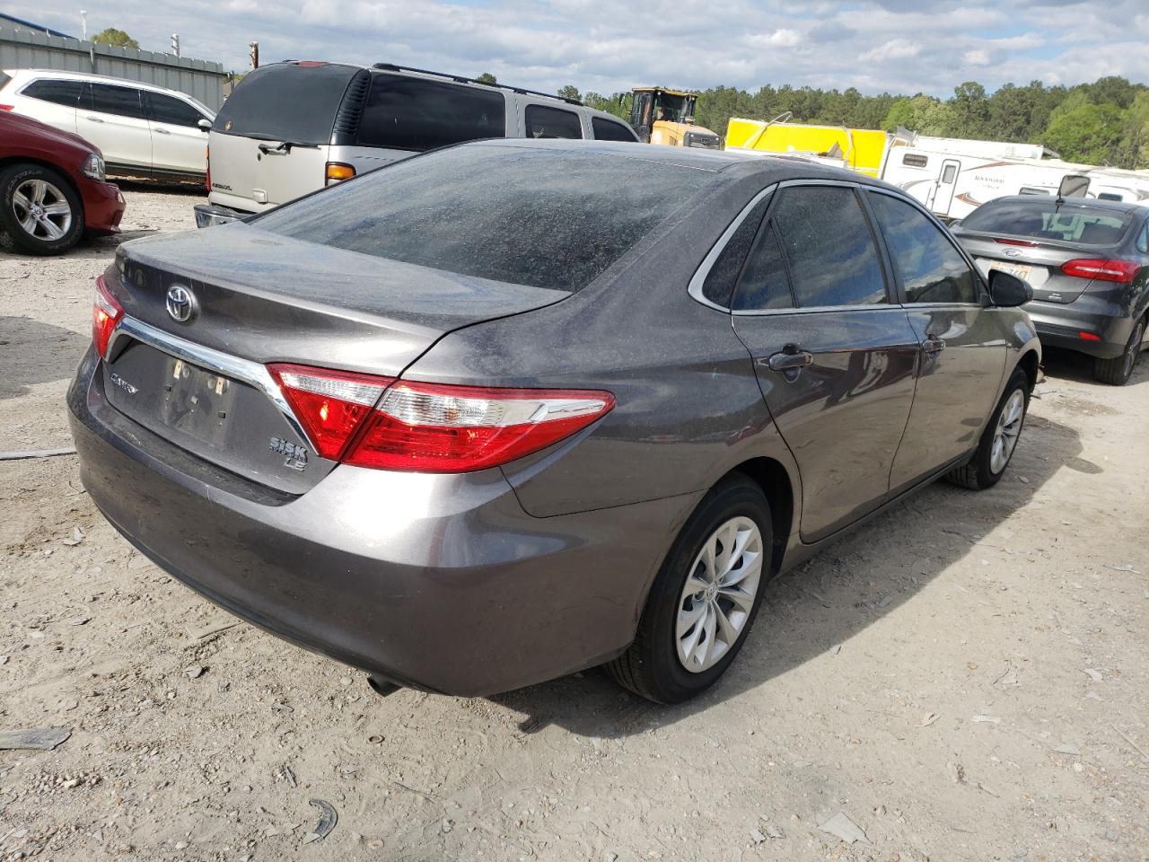 Photo 4 from auction – 2017 TOYOTA CAMRY LE with VIN 4T1BF1FKXHU732254