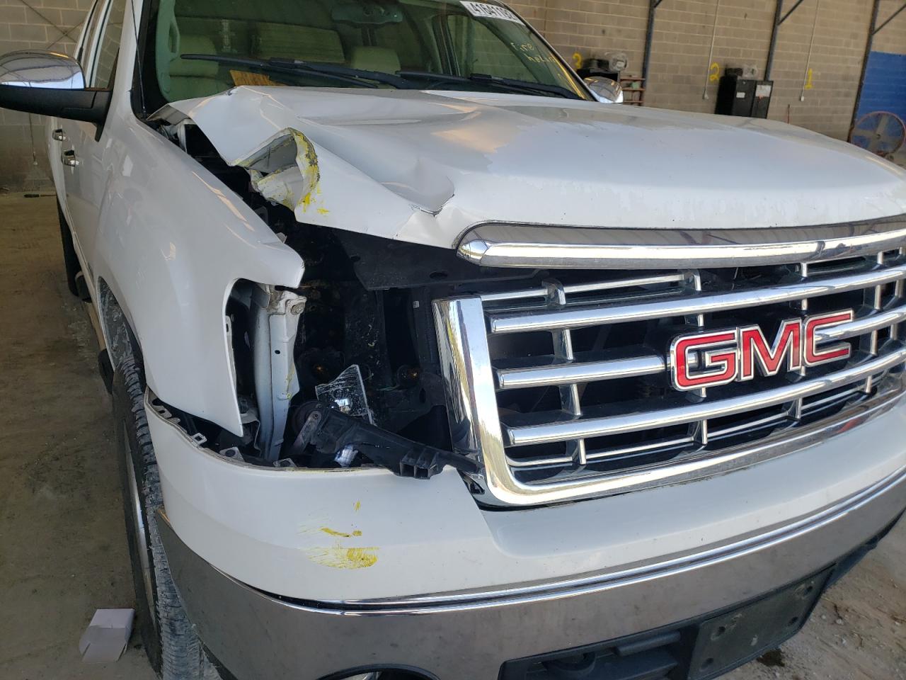 Photo 9 from auction – 2007 GMC NEW SIERRA with VIN 2GTEC13J571548016