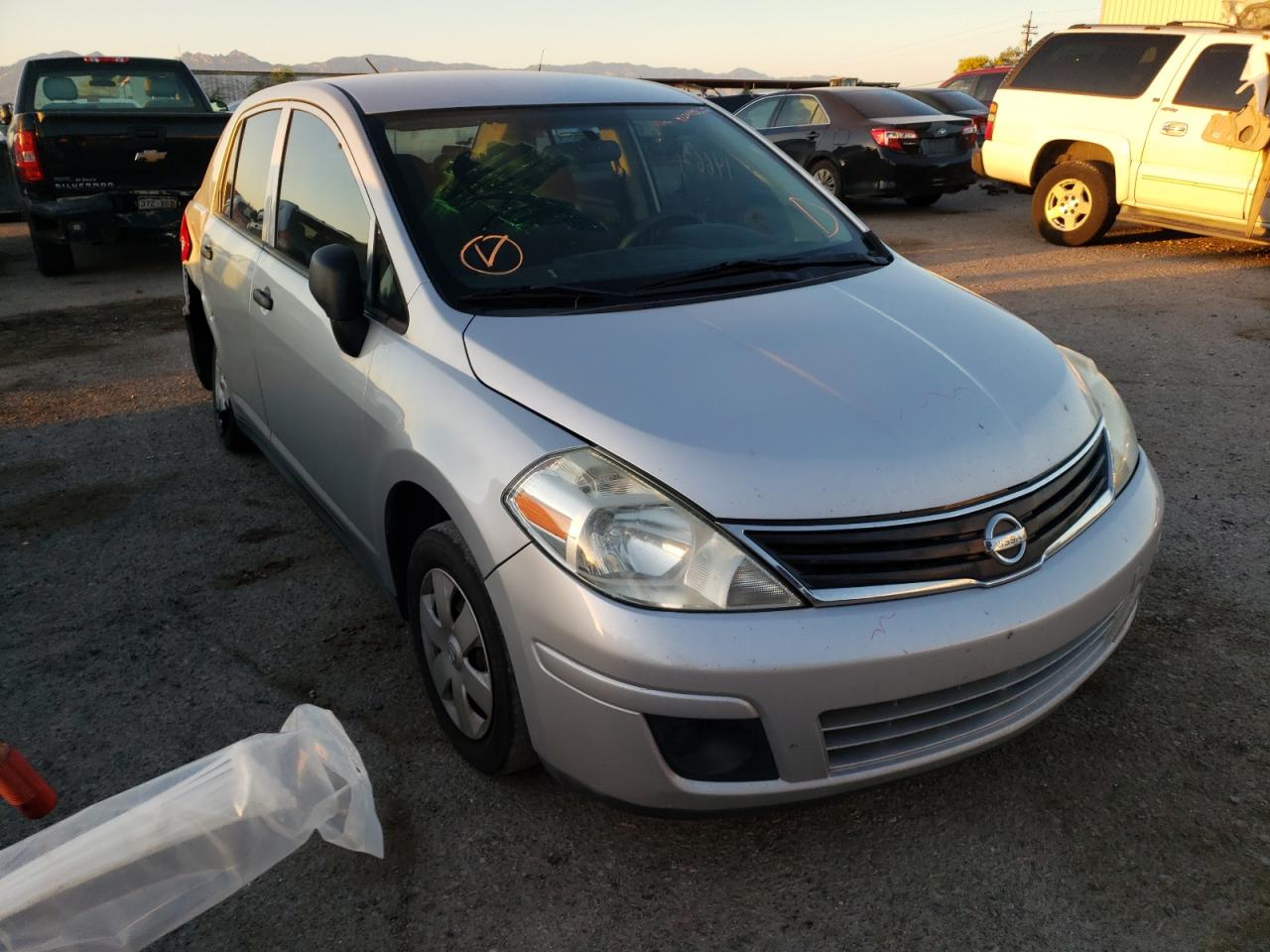 NISSAN VERSA S 2010 with VIN 3N1CC1AP2AL380956 - Photo from auction