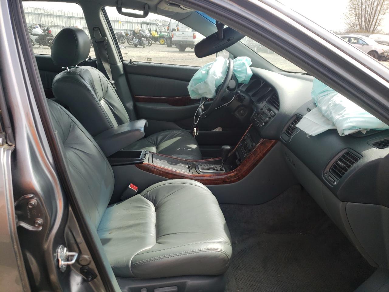 Photo 5 from auction – 2001 ACURA 3.2TL with VIN 19UUA56641A013161