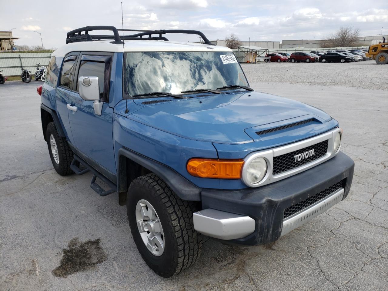 TOYOTA FJ CRUISER 2012 with VIN JTEBU4BF4CK146086 - Photo from auction