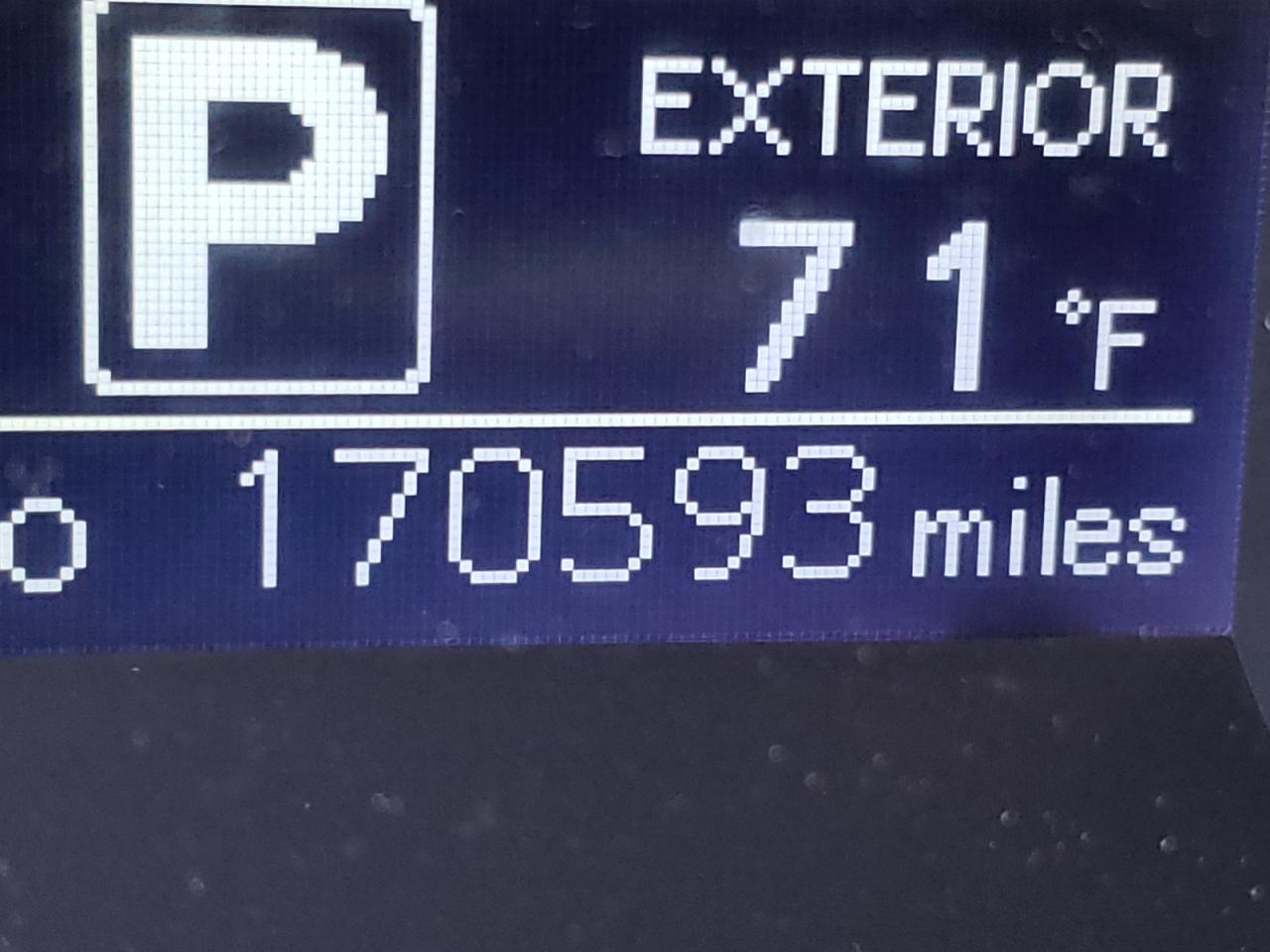 Photo 8 from auction – 2015 TOYOTA SIENNA LE with VIN 5TDKK3DC9FS668250