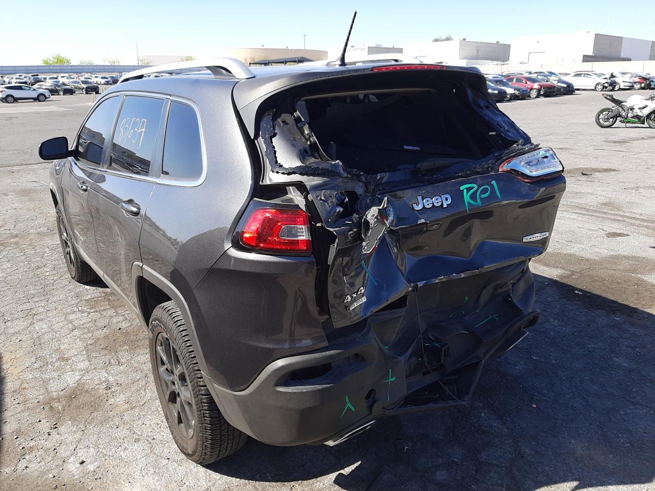 Photo 3 from auction – 2015 JEEP CHEROKEE L with VIN 1C4PJMCS3FW511689