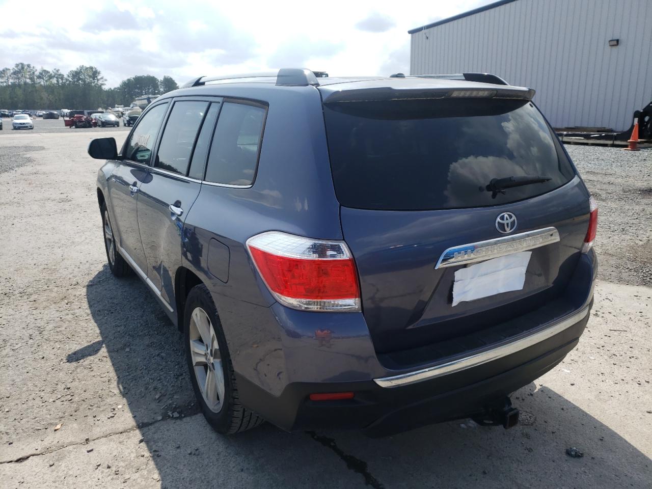 Photo 3 from auction – 2012 TOYOTA HIGHLANDER with VIN 5TDYK3EH9CS071342