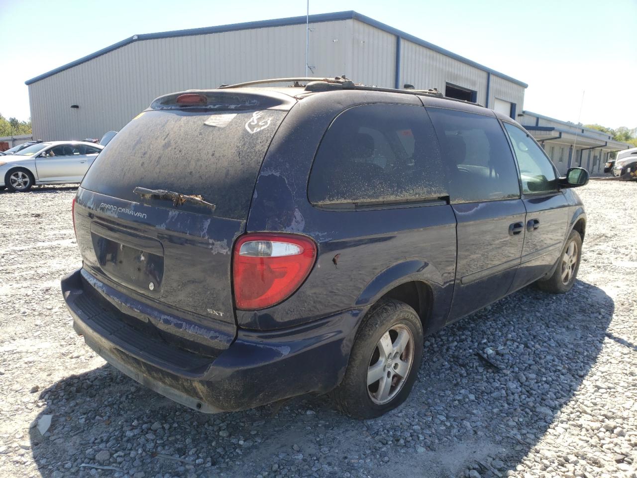 Photo 4 from auction – 2005 DODGE GRAND CARA with VIN 2D4GP44L15R142086