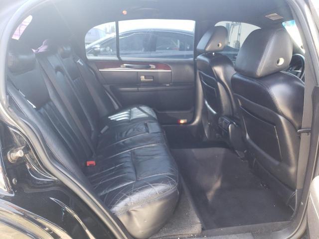 Photo 6 from auction – 2005 LINCOLN TOWN CAR E with VIN 1LNHM84W55Y660107