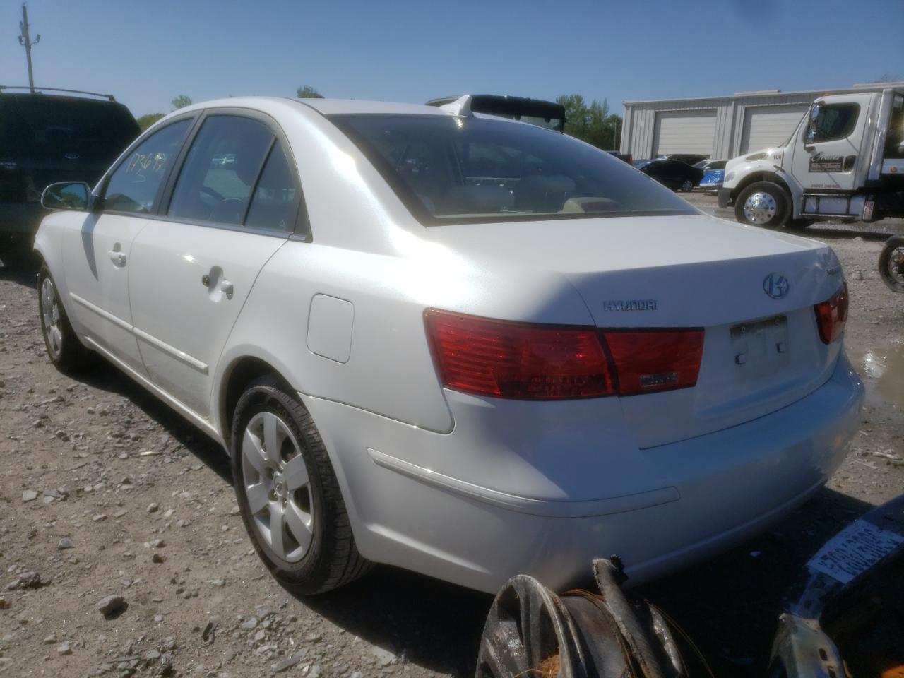 Photo 3 from auction – 2010 HYUNDAI SONATA GLS with VIN 5NPET4AC8AH646257