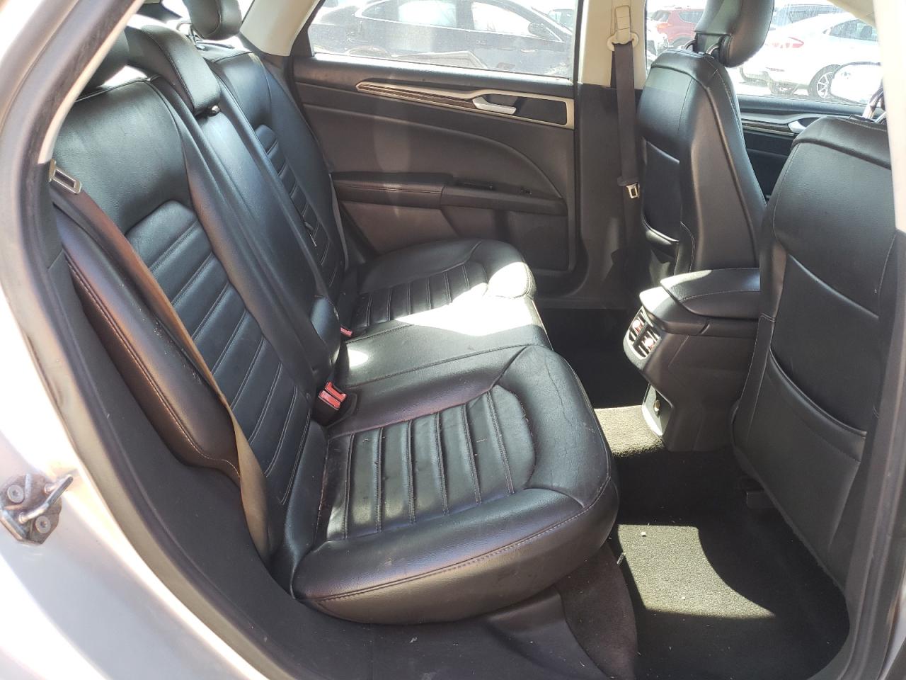 Photo 6 from auction – 2013 FORD FUSION SE with VIN 3FA6P0H91DR274537