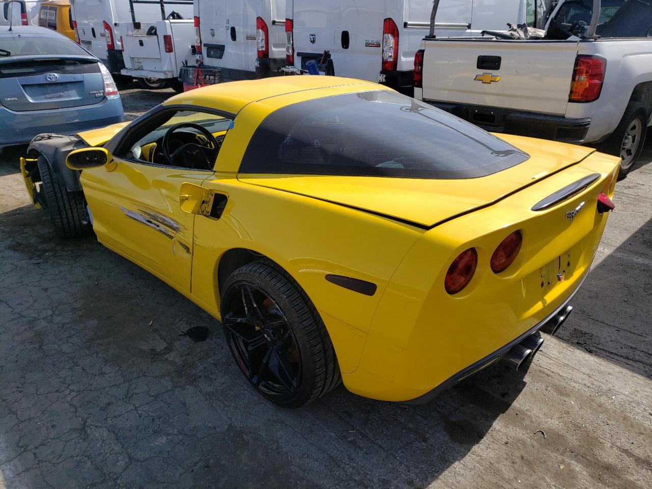 Photo 3 from auction – 2005 CHEVROLET CORVETTE with VIN 1G1YY24U255129462