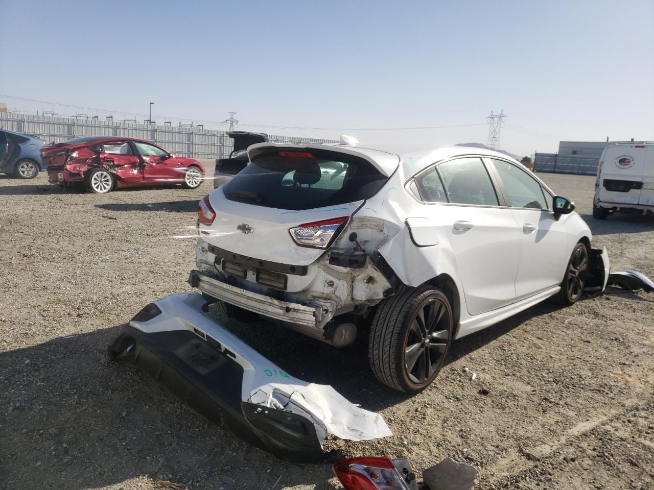 Photo 4 from auction – 2018 CHEVROLET CRUZE LT with VIN 3G1BE6SM0JS525124