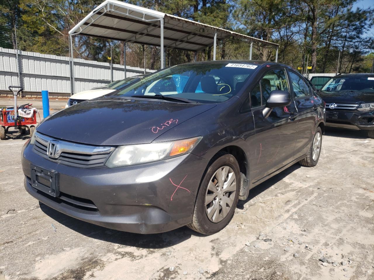 Photo 2 from auction – 2012 HONDA CIVIC LX with VIN 2HGFB2F56CH306379
