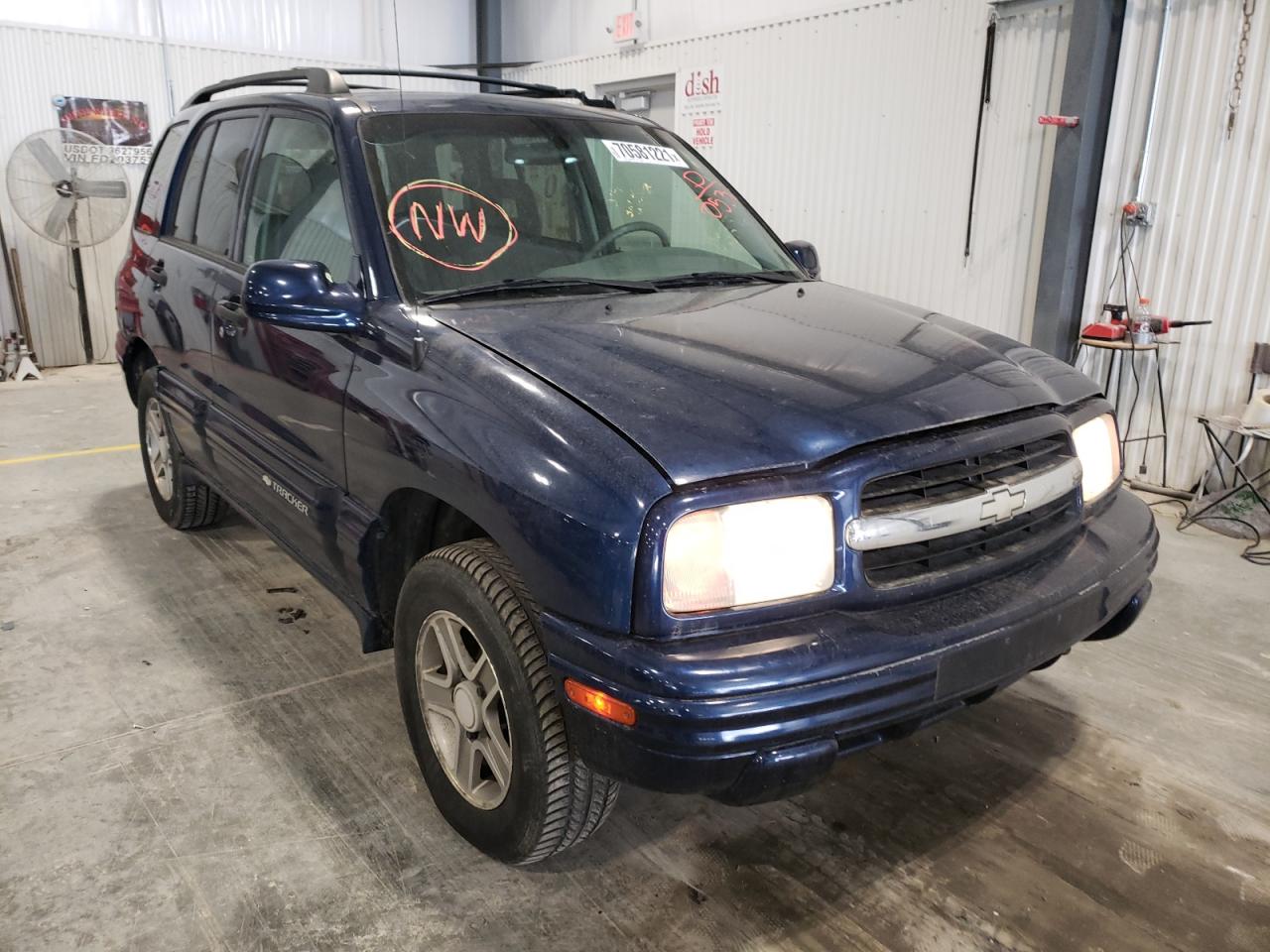 CHEVROLET TRACKER LT 2004 with VIN 2CNBJ634346900536 - Photo from auction