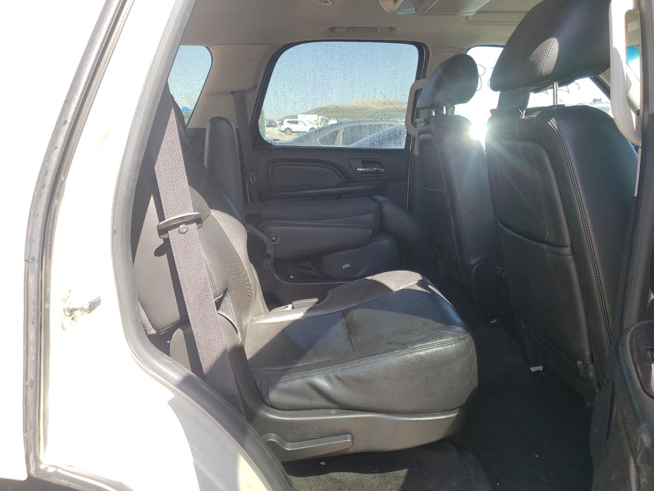 Photo 6 from auction – 2013 GMC YUKON DENA with VIN 1GKS2EEF3DR239027