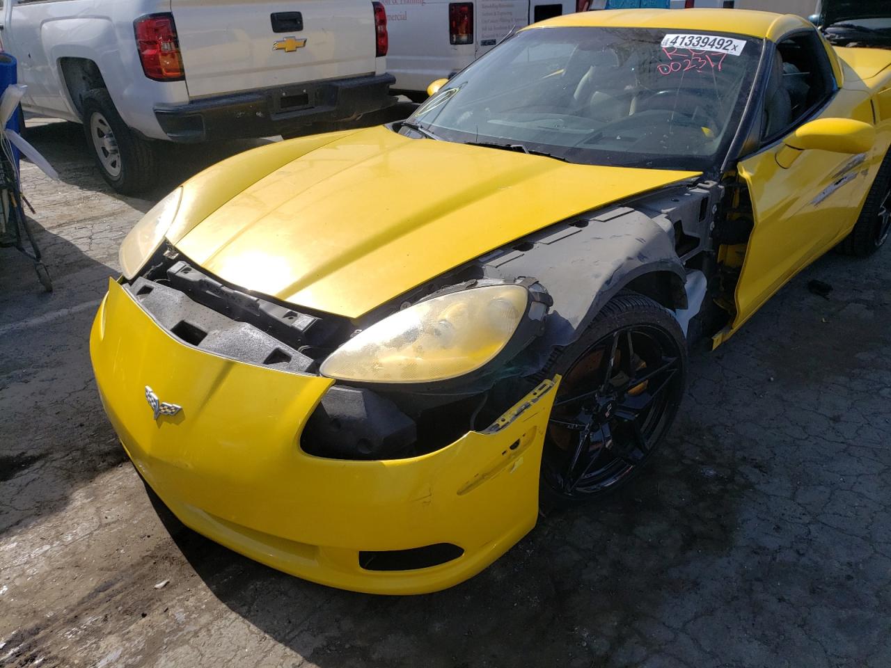 Photo 9 from auction – 2005 CHEVROLET CORVETTE with VIN 1G1YY24U255129462