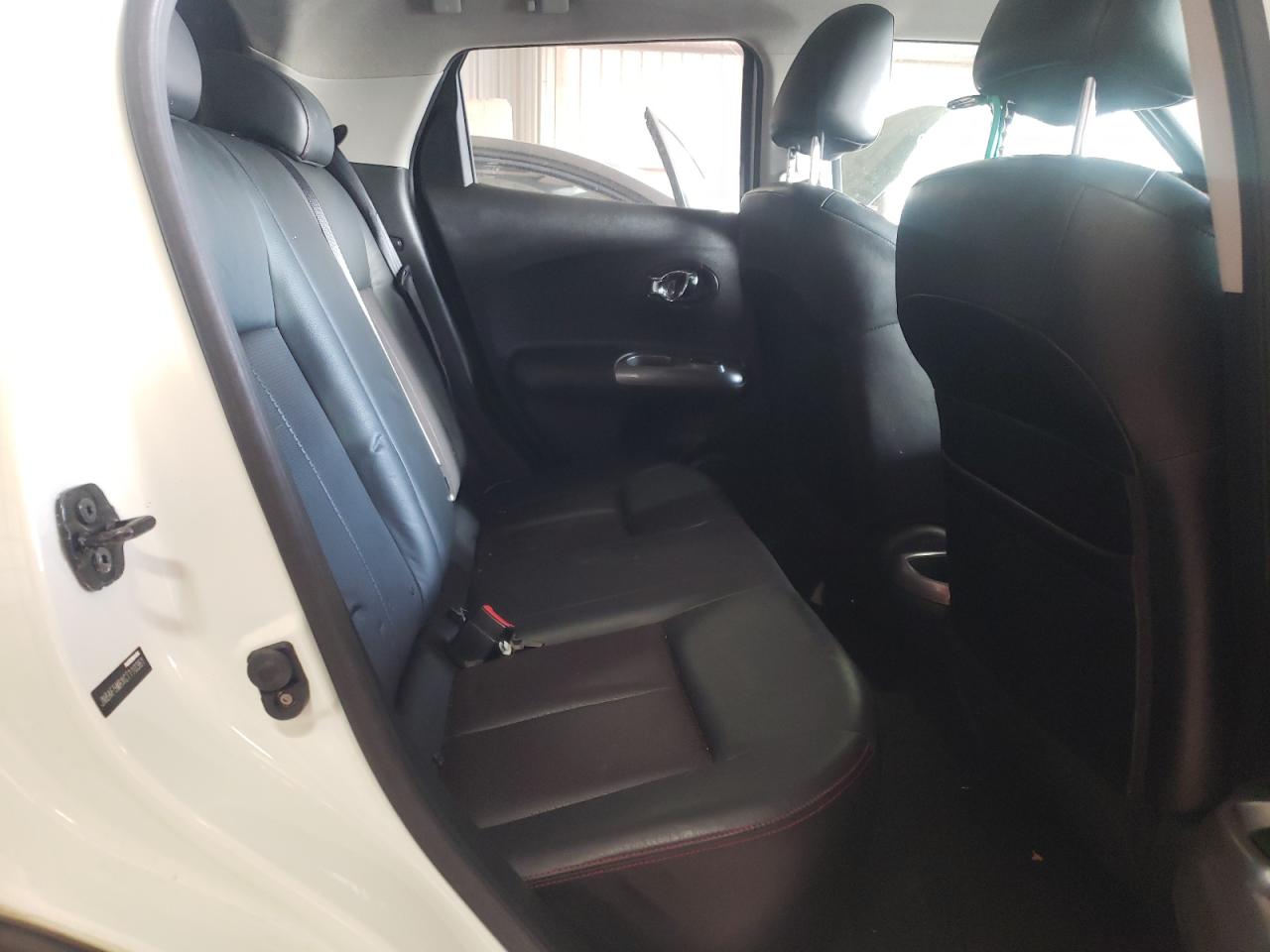 Photo 6 from auction – 2012 NISSAN JUKE S with VIN JN8AF5MRXCT110361