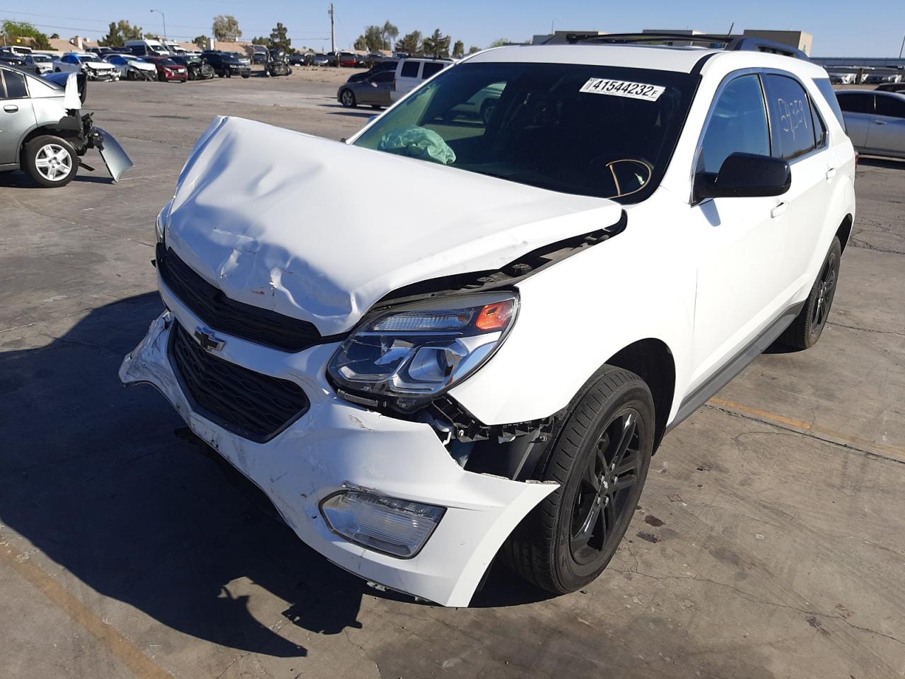 Photo 2 from auction – 2017 CHEVROLET EQUINOX LT with VIN 2GNALCEK2H1567261