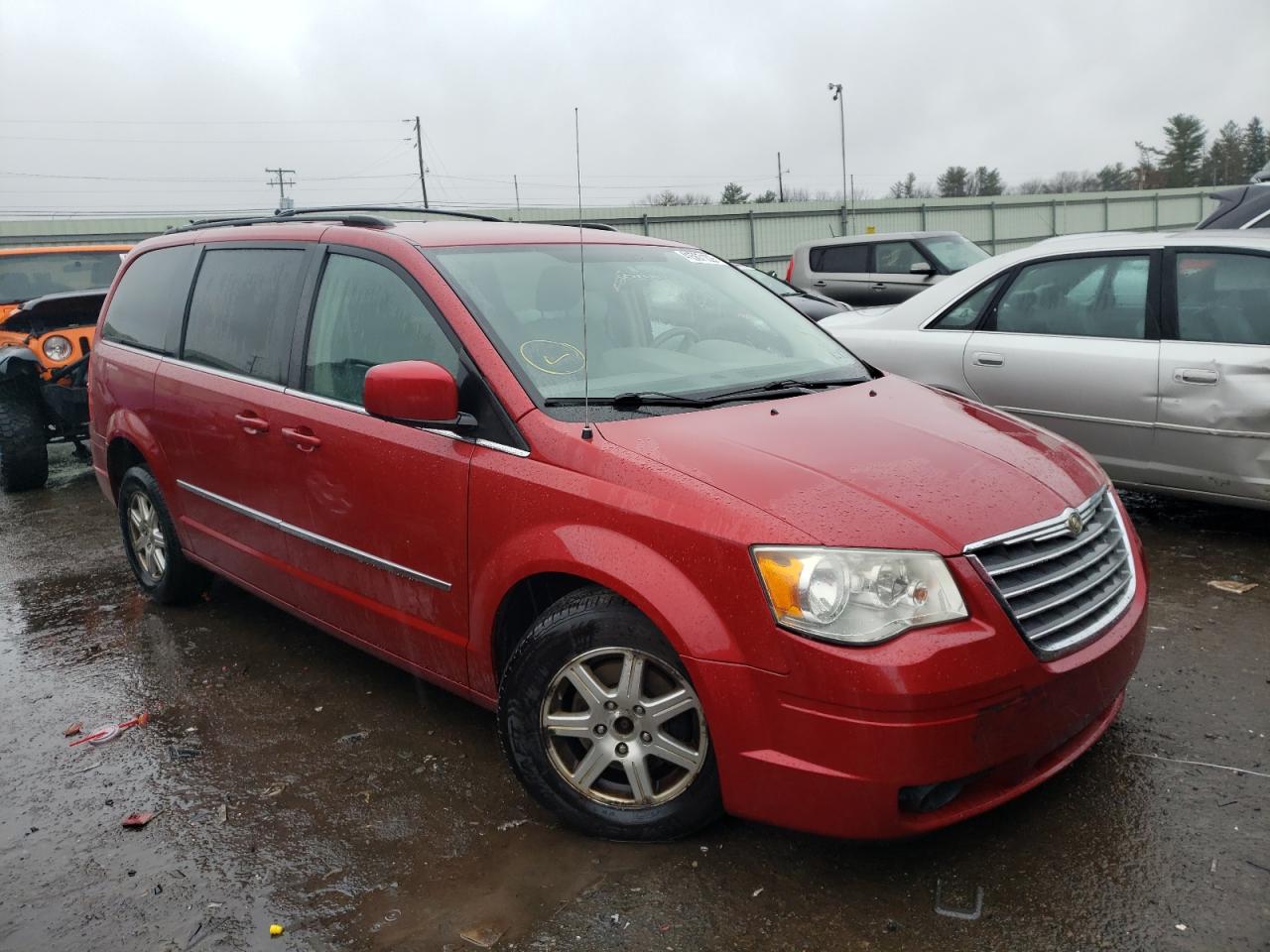 CHRYSLER TOWN & COU 2009 with VIN 2A8HR54199R525921 - Photo from auction