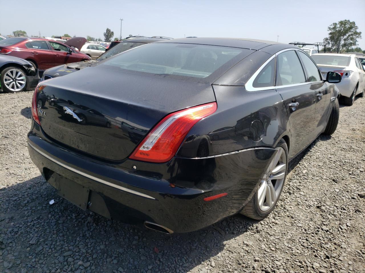 Photo 4 from auction – 2011 JAGUAR XJL with VIN SAJWA2GB9BLV05791