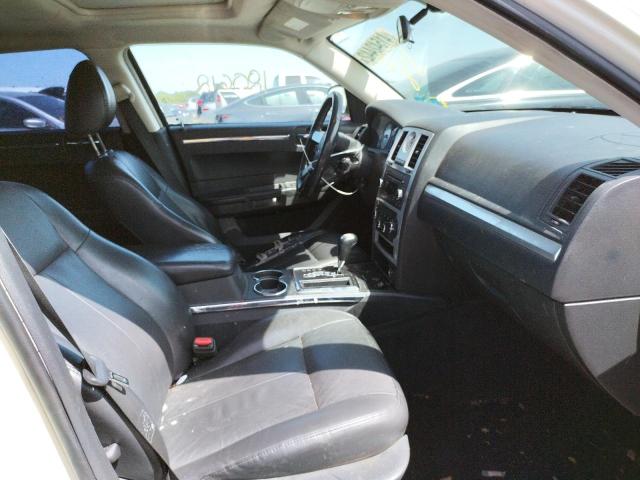 Photo 5 from auction – 2010 CHRYSLER 300 TOURIN with VIN 2C3CA5CVXAH306882