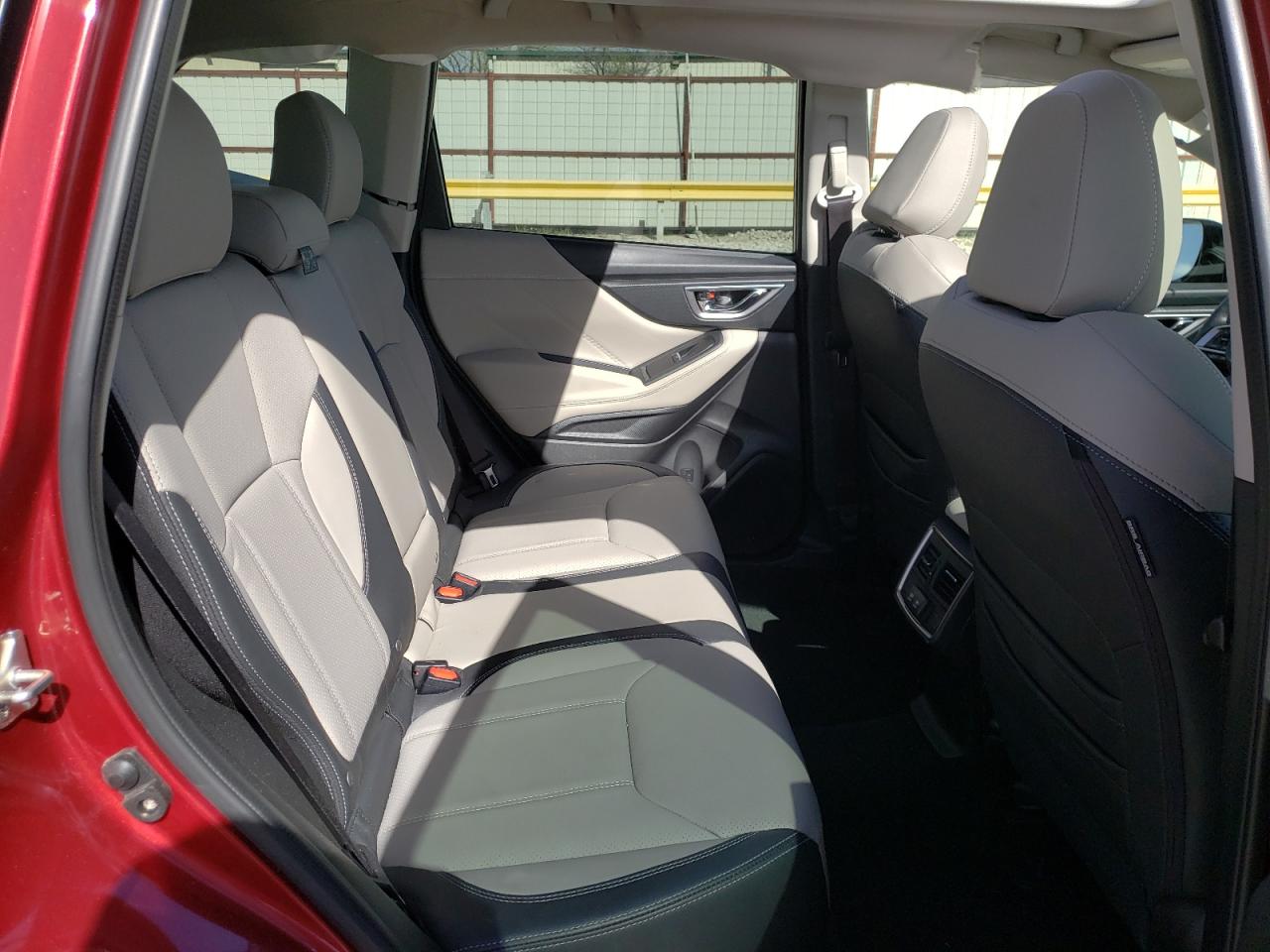 Photo 6 from auction – 2020 SUBARU FORESTER L with VIN JF2SKAUC6LH577720