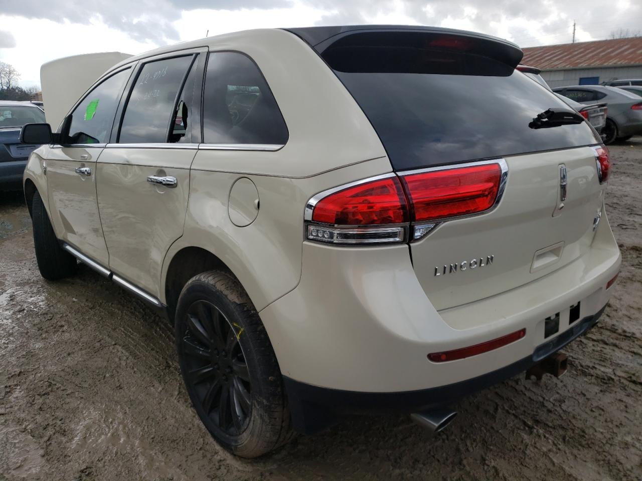 Photo 3 from auction – 2015 LINCOLN MKX with VIN 2LMDJ8JK4FBL27005