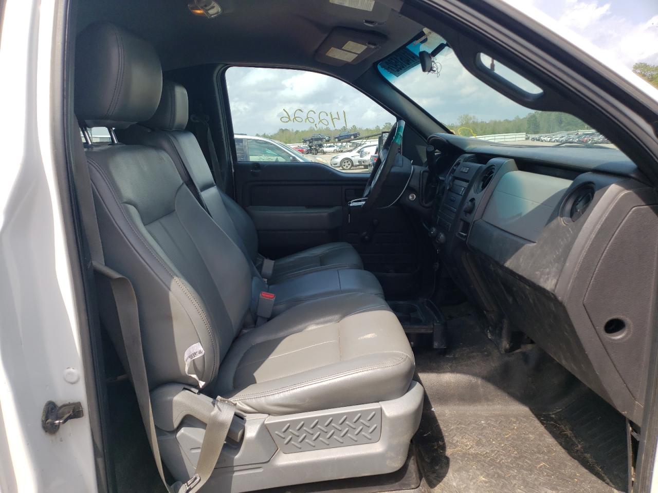 Photo 5 from auction – 2013 FORD F150 with VIN 1FTMF1CM5DFD08191