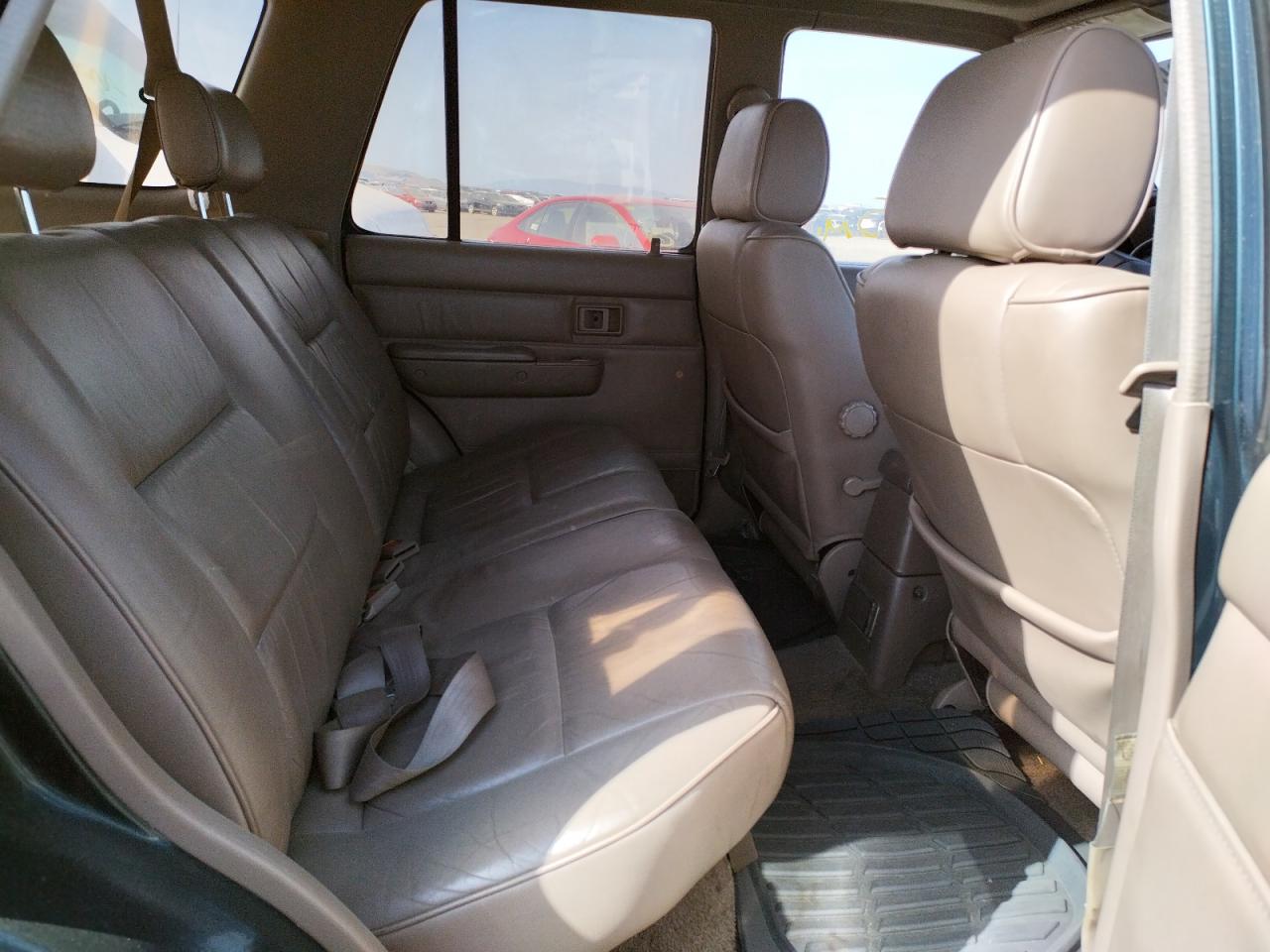 Photo 6 from auction – 1995 TOYOTA 4RUNNER with VIN JT3VN39W0S0210511