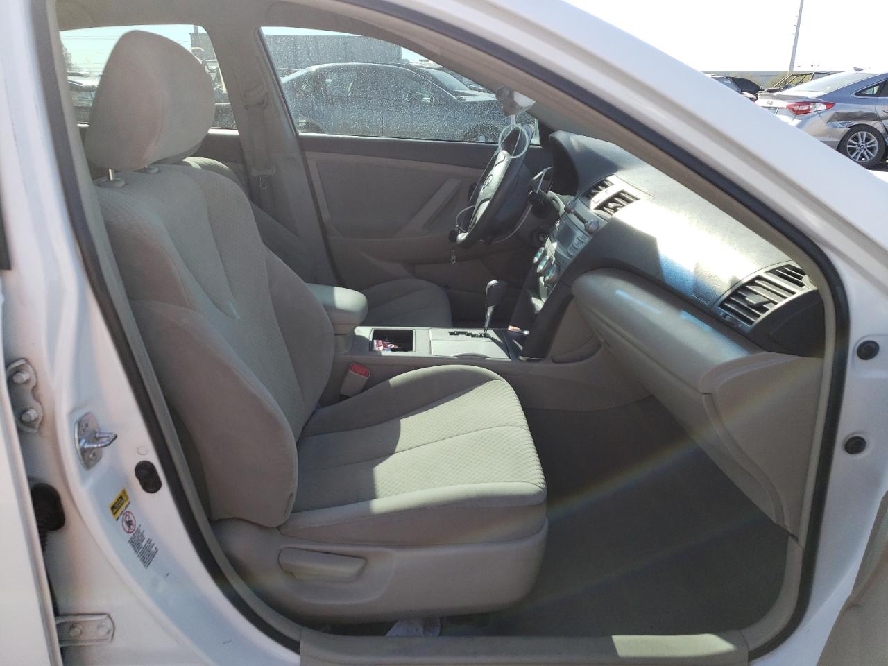 Photo 5 from auction – 2007 TOYOTA CAMRY CE with VIN 4T1BE46K47U656551