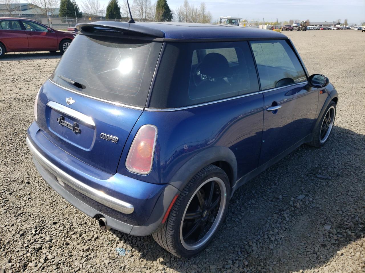 Photo 4 from auction – 2002 MINI COOPER with VIN WMWRC33462TE11399