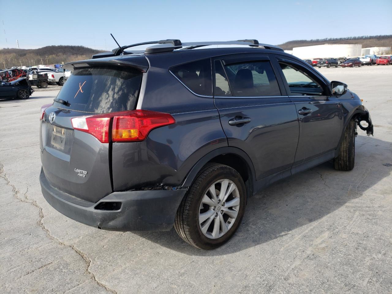 Photo 4 from auction – 2014 TOYOTA RAV4 LIMIT with VIN 2T3DFREV0EW147852