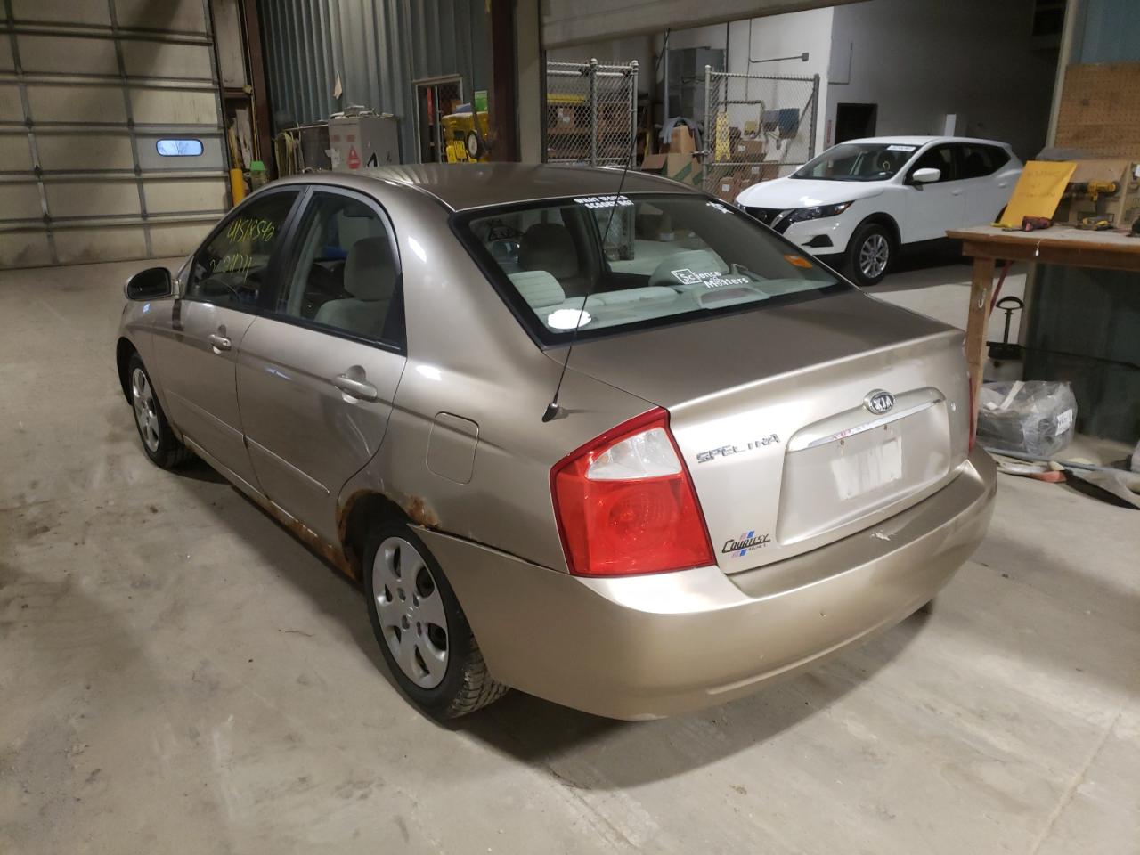Photo 3 from auction – 2006 KIA SPECTRA LX with VIN KNAFE121765346787